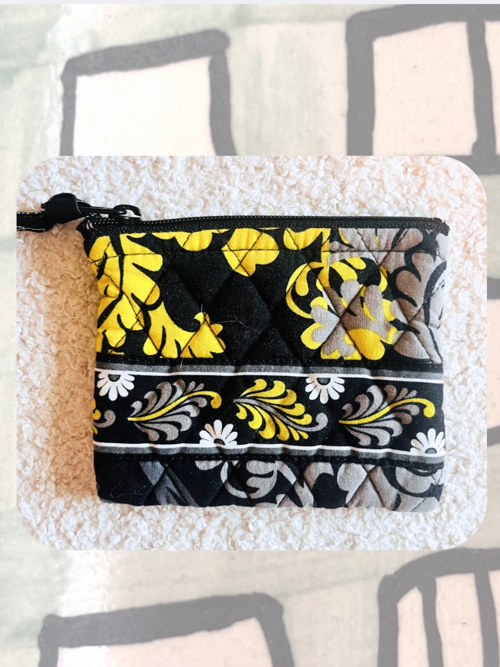 🍭3/$15 (wallet) Vera Bradley quilted floral zipper pouch 5” x 4”
